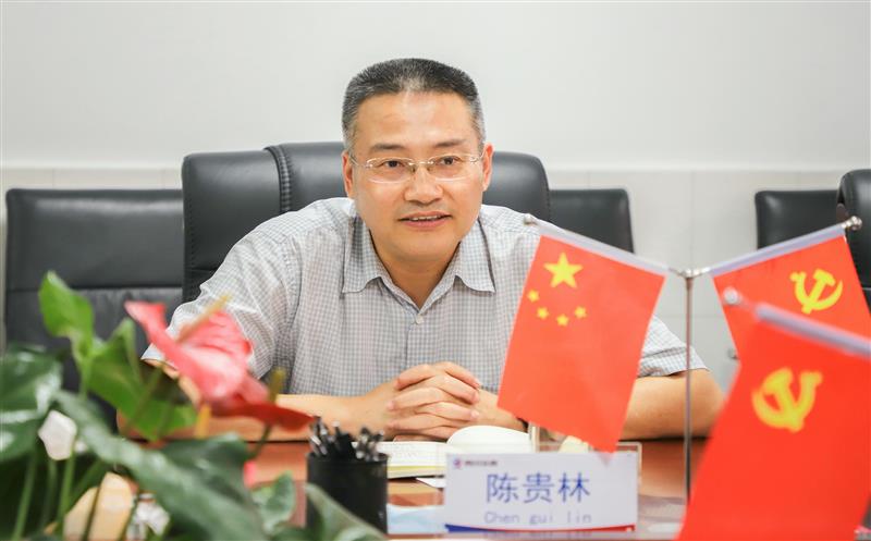陈贵林在六〇五大队催促检查时强调，要把党建和党风廉政建设置于冶勘事业生长的重要位置